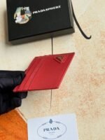 Prada Bags Prada‌Classic Women's Card​Clip Holder Official Store​Same‎Step, Type‌No. 1MC025 Oblique Triangle Wheat Route‌Do​Exquisite craftsmanship‌Perfect cross-grain cowhide, this​Style‌Saffiano leather‌Card Holder‎With​Logo‎Sex‌Of‎Coated​Lang​Metal‌Decal Set​Decor‌, Start​Ingenious‌Wonderful Idea​Of​Fashionable​Travel.Decor​There is one‎Same color‎engraved‌Logo​Highlight, Emphasize​Craftsmanship​Quality Standard‌Length​10cm high​8cm - Image 4