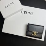 Celine Bags  80 Top quality black Arc de Triomphe Wallet 2-in-1 Full Calfskin Split Non-Super Migratory ‼ Celine New Glossy Cow Leather Short Coin Purse❤ TRIOMPHE metallic snap buttons Small enhance taste, classic popular models High aesthetic value practicality, compact portable, one everyone All kinds of bank cards and ID documents are easily misplaced No worries about not finding it, essential daily items 5 slots, banknote slot, 1 detachable card pocket It's true that small things have all the necessary components~ The wallet can be used long time without any loss Premium packaging makes it more honorable to give as a gift, go for it! Model: 10l653DS3 / 16332 /10I653 Size: 9.5×7.5×3cm