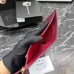 Prada Bags P90 PRADA Official Synchronized New Shipment, Short Clip Hot Item Shipment: ✌ Product Cabinet Special Real Shot [Strong]! Size: Quality Leather: Original Character Ten Pattern Color: Epoxy Gold Triangle Logo Plum Bright Red, Pink, Black, Apricot, Sky Blue, Purple Size 10X9Ⅹ2, Model LM211 - Image 8