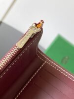 Goyard Bags 60Saint-Gabriel Wallet lightweight compact, be opened at 70% off degrees, can hold 7 cards, banknotes, cash, and various documents.There is a snap button on front cover the wallet for secure storage of all items. 9.3 2.5 x 12 cm 3319-Date Red - Image 7