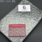 Goyard Bags 45 Top Original GOYARD Saint-Sulpice Card Holder, Compact Design, Middle Pocket Can Store Cards, ID, Folded BanknotesThe compact design fits perfectly into the pocket of a jacket or pants.Model: G5122 Size: 7*10.5*0.2cm - Image 3