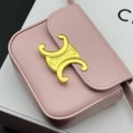 Celine Bags  120 Upgraded Original Version Gift Box | Mini Crossbody Bag〰 Pink# Calfskin collision inspiration between Arc de Triomphe minimalism stunningly beautiful shape bag simply golden ratio, small and The more you look at it, better gets, giving off a French-style elegance Carrying it on your back feels like an exquisite piece art Made with genuine Italian leather, texture of the leather is top-notch ：** Model: 101513 / 10I513 - Image 5