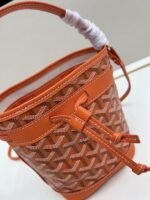 Goyard Bags Batch 190 FLOT Mini Bucket Bag This Goyard is called PETIT FLOT, which refers to wood transportation industry that has been passed down through generations family.It comes from a jacquard bag launched by GOYARD in the 1960s❤ Size: 12X1OX17.5 CM, model handbag bucket bag. - Image 7