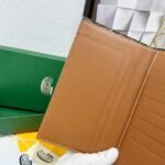 Goyard Bags 85 Goya Multifunctional Travel Wallet Holder, with 1 Main Compartment, Side Compartments, 2 Ticket Dividers, 9 Card Slots, Combining Fashion and Multifunctionality, Can Store Tickets, Cash, Passport, Various Bank Cards, etc. Style number: 98129 Color: Black/Brown Size: 19cm 1.5cm x 11.5cm - Image 5